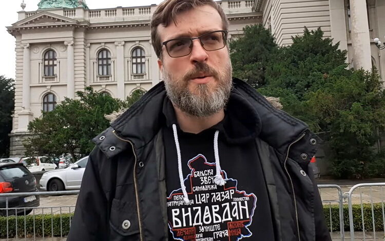 След като призова за убийството на Вучич и проливането на кръв, Сърджан Ного призова и за убийството на полицаи и обеща никой да не носи отговорност.