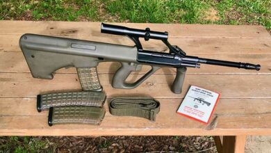 Steyr AUG – Футуристичният автомат от Австрия
