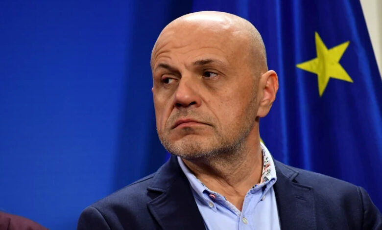 Томислав Дончев: Референдумът за еврозоната е неконституционен опит за разделение