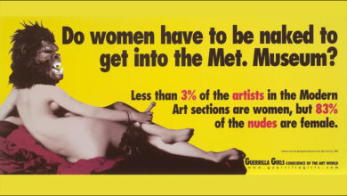40 години Guerrilla Girls: Феминизъм, изкуство и съпротива с горилски маски