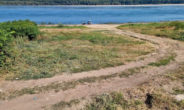 Нивото на Дунав при Лом се покачва със сантиметър, но остава ниско