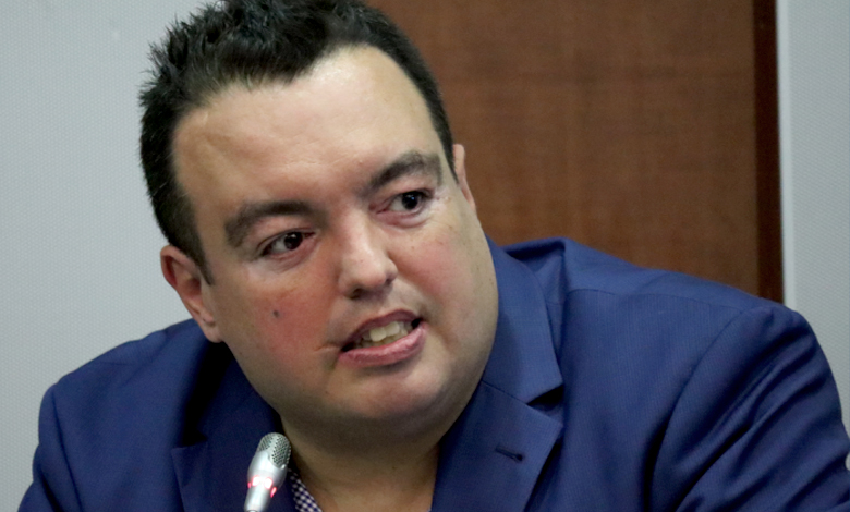 Доц. Светослав Живков пред БГНЕС за дългия път към независимостта на България през 1908 г. и урока за политическо съгласие по базови въпроси.