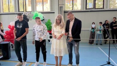 Откриха първия собствен физкултурен салон на Средното училище с разширено изучаване на чужди езици „Д-р Петър Берон“ в Перник