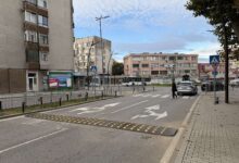 Поставят изкуствени неравности край кръговото кръстовище до бившата Стоматологична поликлиника в Ямбол